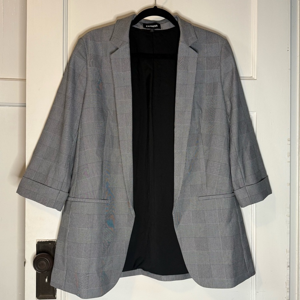 Express Women's Plaid Gray Boyfriend Blazer